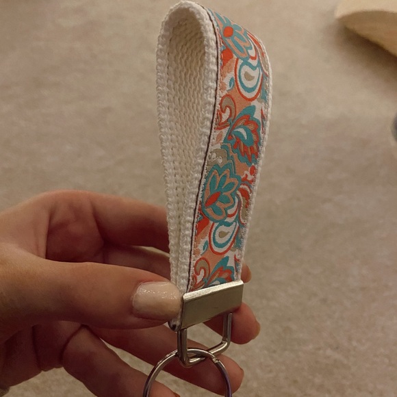 keychain - Picture 1 of 2